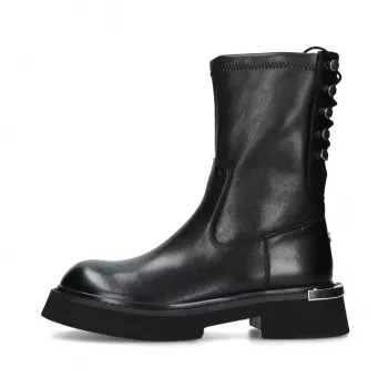 Cult Women’s Leather Shoes: Black, Sleek, Built for Daily Wear